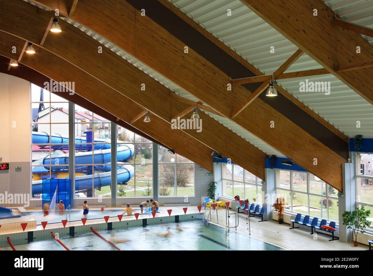 Poolanlage Delfin in Ustrzyki Dolne. Polen Stockfoto