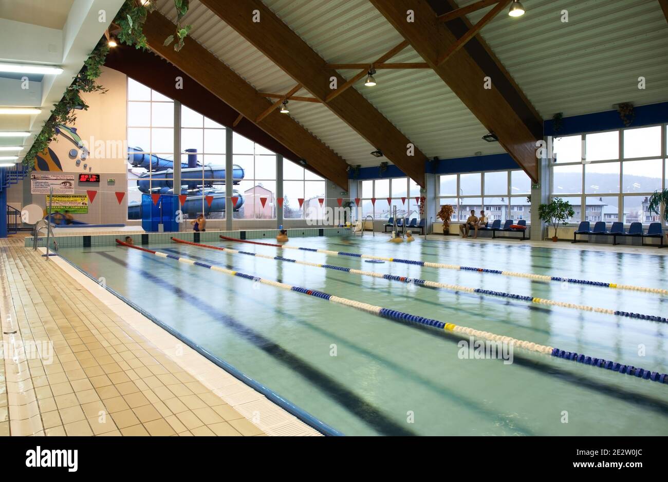 Poolanlage Delfin in Ustrzyki Dolne. Polen Stockfoto