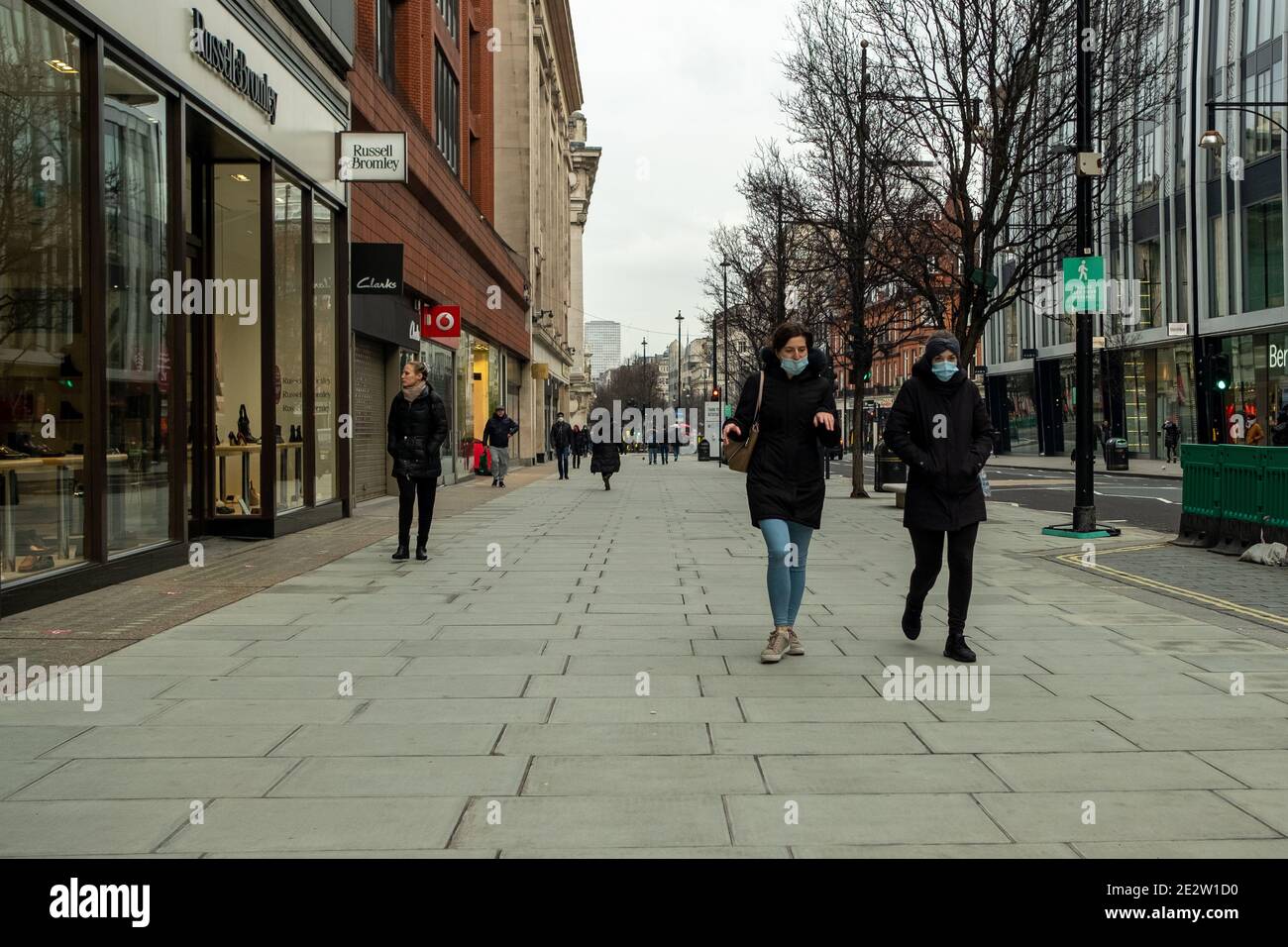 London - Januar 2021: Ruhige Oxford Street Szene während der letzten Aussperrung, um den Covid 19 Virus zu kontrollieren. Stockfoto