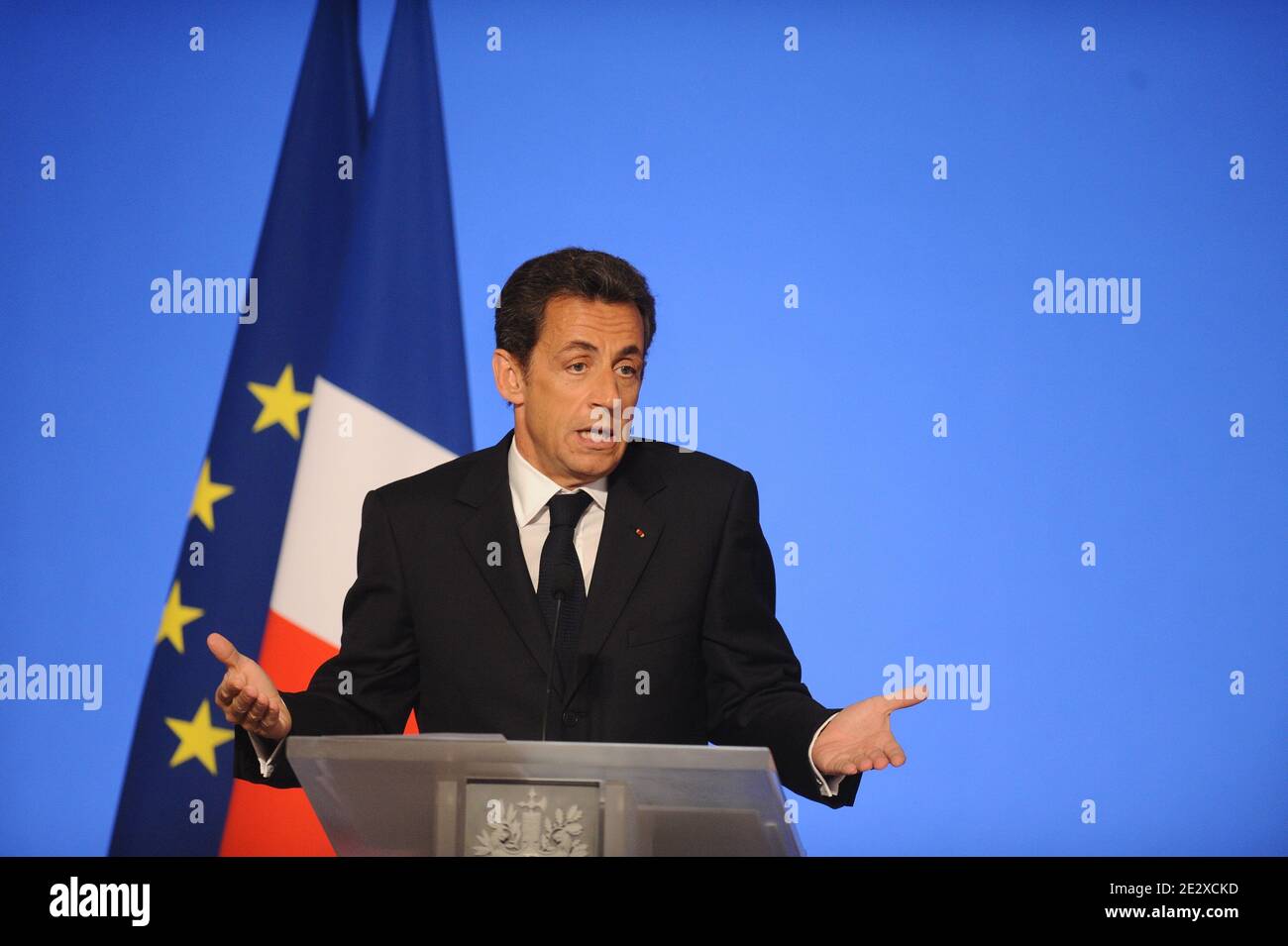 Der französische Präsident Nicolas Sarkozy hält am 5. Mai 2010 im Elysee-Palast in Paris eine Rede zum Thema "Kampf gegen Gewalt und Schulabwesung". Foto von Mousse/ABACAPRESS.COM Stockfoto