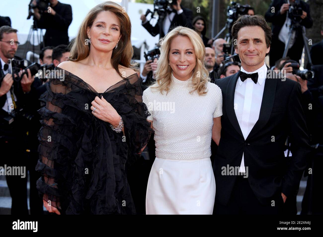Königin Noor von Jordanien bei der Vorführung von "Biutiful", die am 17. Mai 2010 im Rahmen des 63. Filmfestivals von Cannes in Cannes, Südfrankreich, präsentiert wurde. Foto von Hahn-Nebinger-Orban/ABACAPRESS.COM Stockfoto