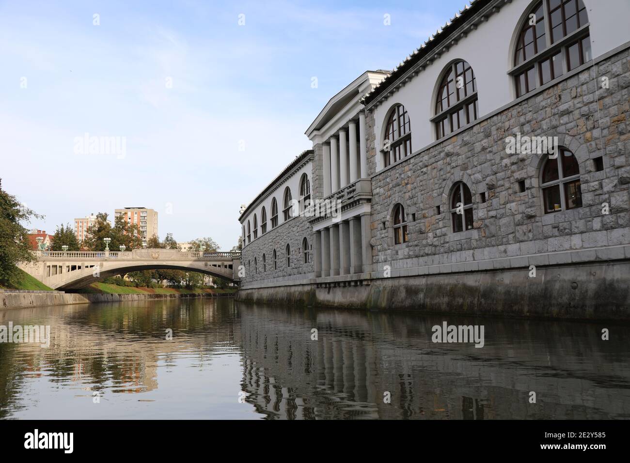 Zentraler Markt am Fluss Ljubljanica in Ljubljana Stockfoto