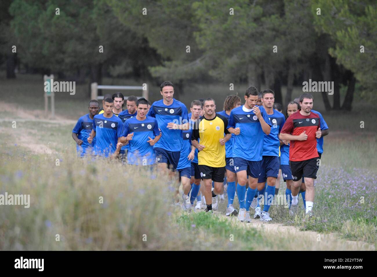 Montpelliers Fußballspieler während der neuen Saison erste Fußball-Trainingseinheit in 'Domaine de Grammont', in Montpellier, Frankreich am 28. Juni 2010. Foto von Sylvain Thomas/ABACAPRESS.COM Stockfoto