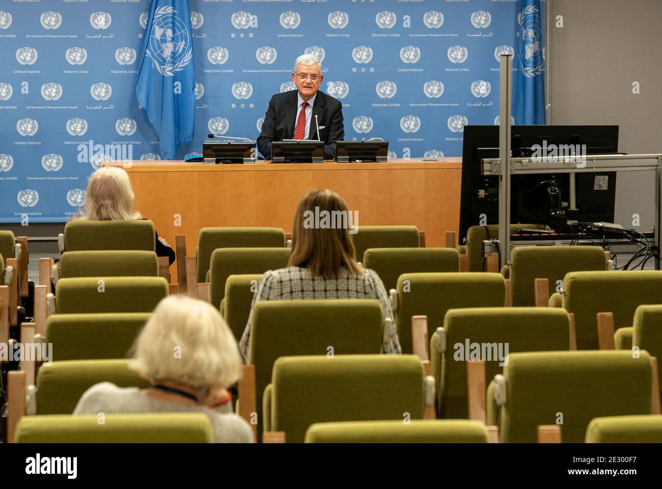 New York, Usa. Januar 2021. Hybrides Pressebriefing durch den Präsidenten der Generalversammlung, Herrn Volkan Bozkir, im UN-Hauptquartier. PGA sprach über die Herausforderungen, denen sich die Vereinten Nationen während der COVID-19-Pandemie gegenübersehen, regionale Konflikte, wirtschaftliche Entwicklungen und mögliche Wahl eines neuen Generalsekretärs. (Foto von Lev Radin/Pacific Press) Quelle: Pacific Press Media Production Corp./Alamy Live News Stockfoto