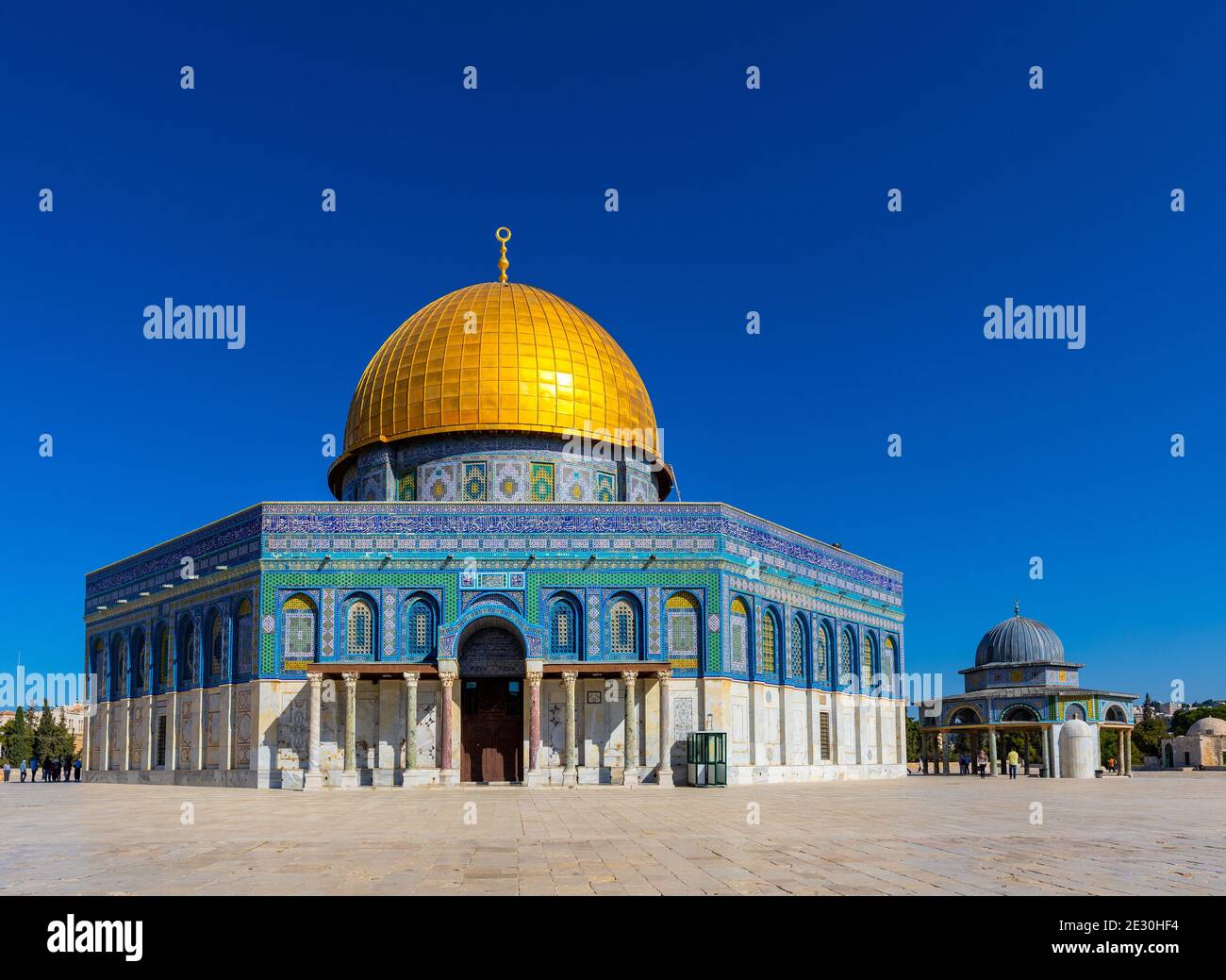 Jerusalem, Israel - 12. Oktober 2017: Kuppel des Felsens Islamisches Denkmal und Kuppel des Kettenschreins auf dem Tempelberg der Jerusalemer Altstadt Stockfoto