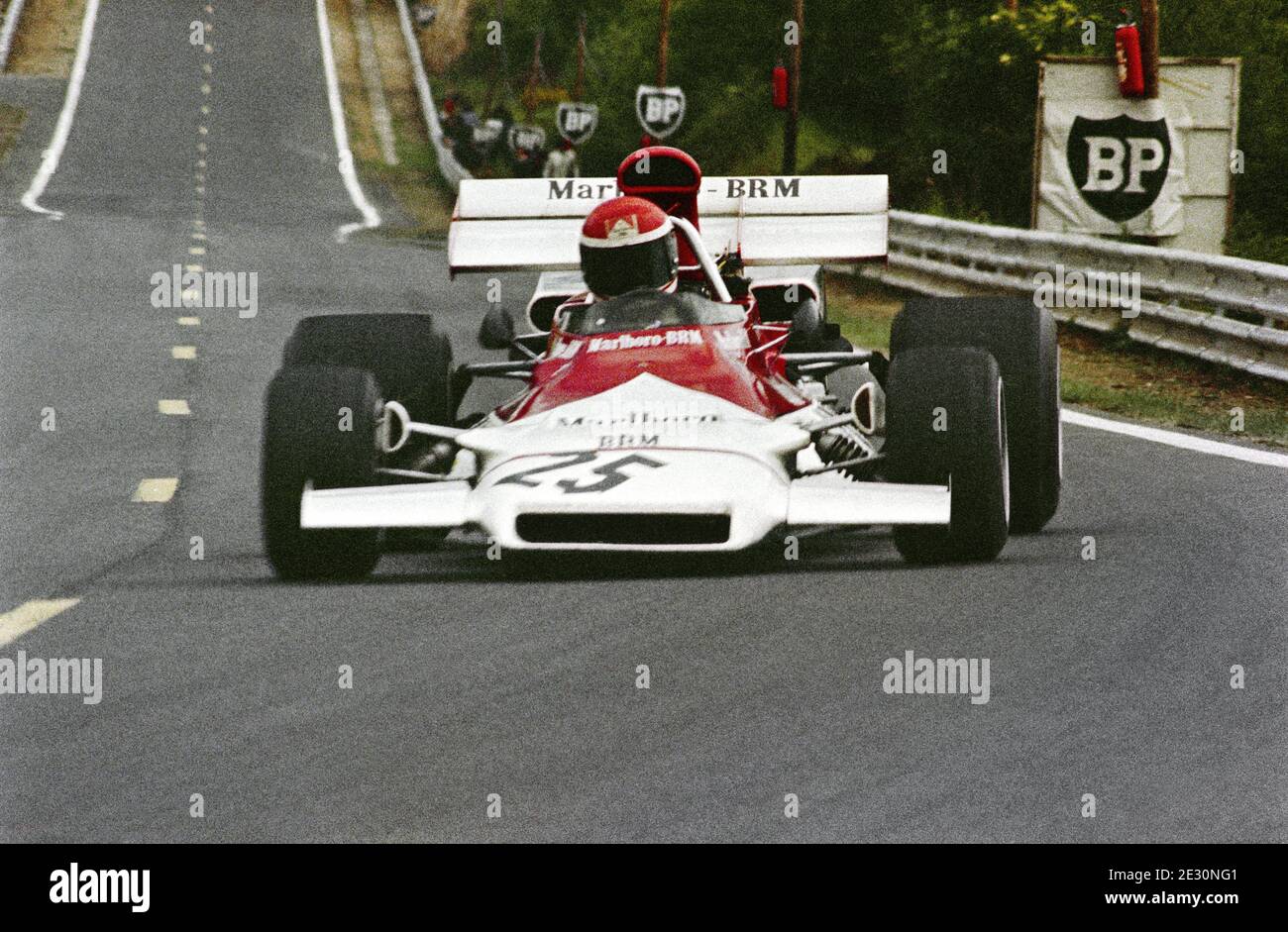 Nanni GALLI fährt Ferrari F1-Auto in voller Geschwindigkeit während des Grand Prix de France 1972, in Charade Circuit in der Nähe von Clermont-Ferrand. Stockfoto