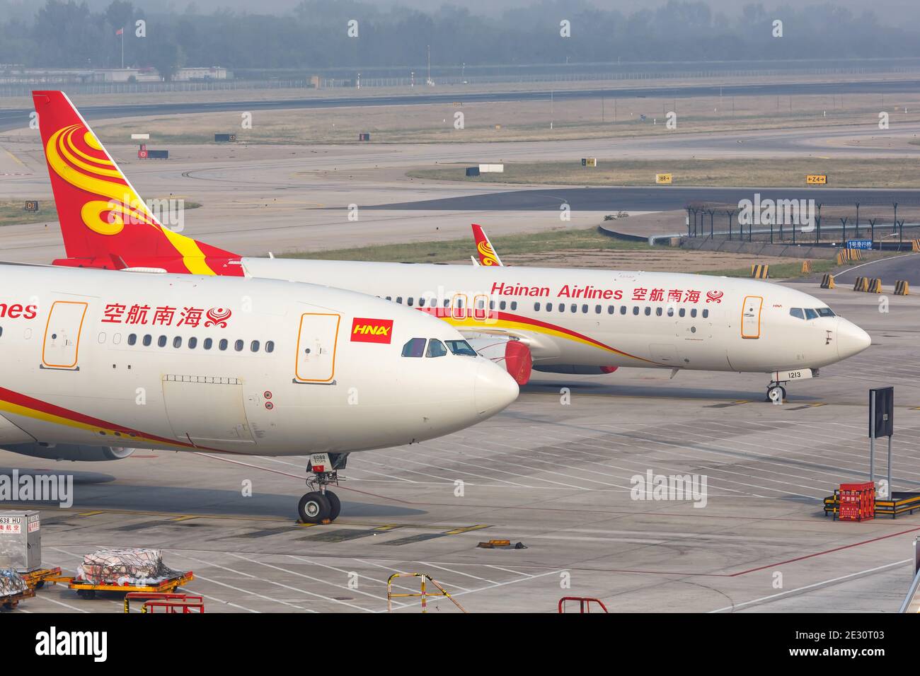 Peking, China - 30. September 2019: Boeing 737-800 von Hainan Airlines am Flughafen Beijing Capital (PEK) in China. Stockfoto