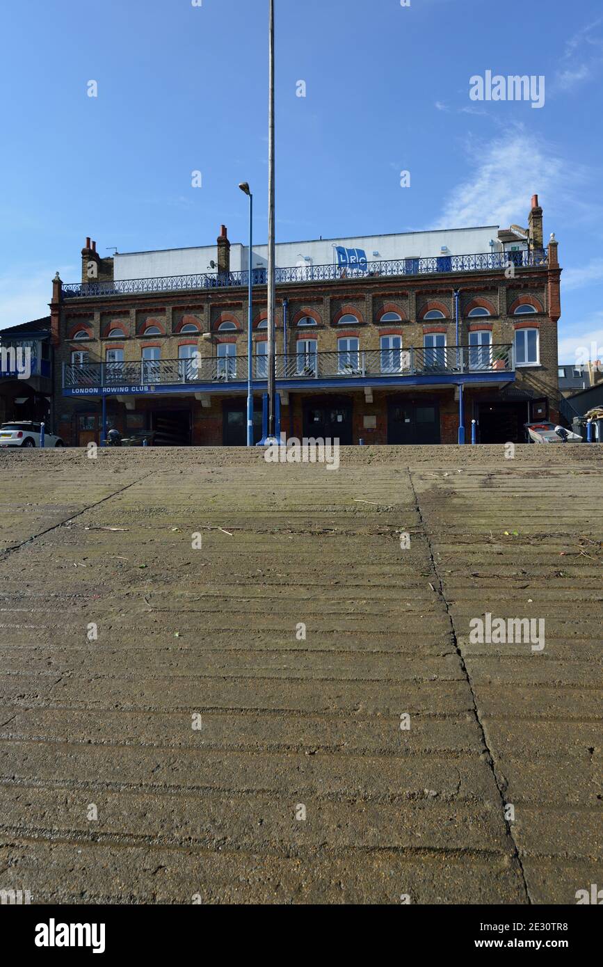 London Rowing Club (LRC), Boathouse, Putney, West London, Großbritannien Stockfoto