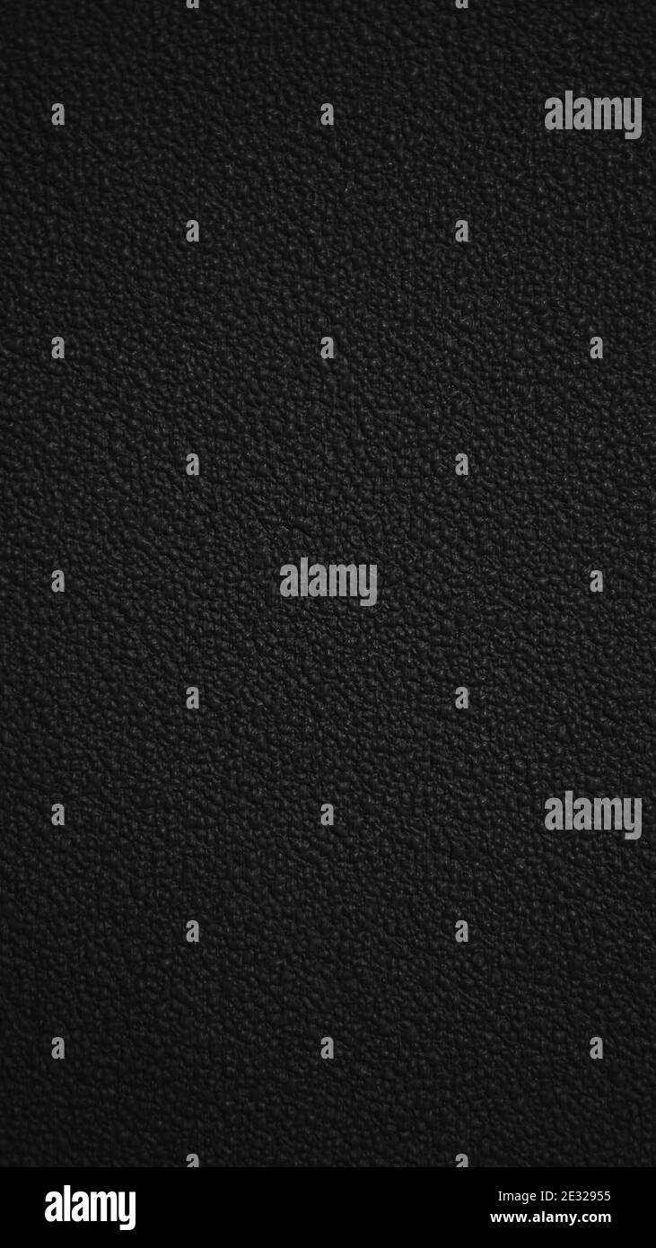 Schwarzer Hintergrund für Postkartenetiketten, einfacher Hintergrund, Ort für Text. Platz zum Kopieren, vertikaler Deckel. Stockfoto