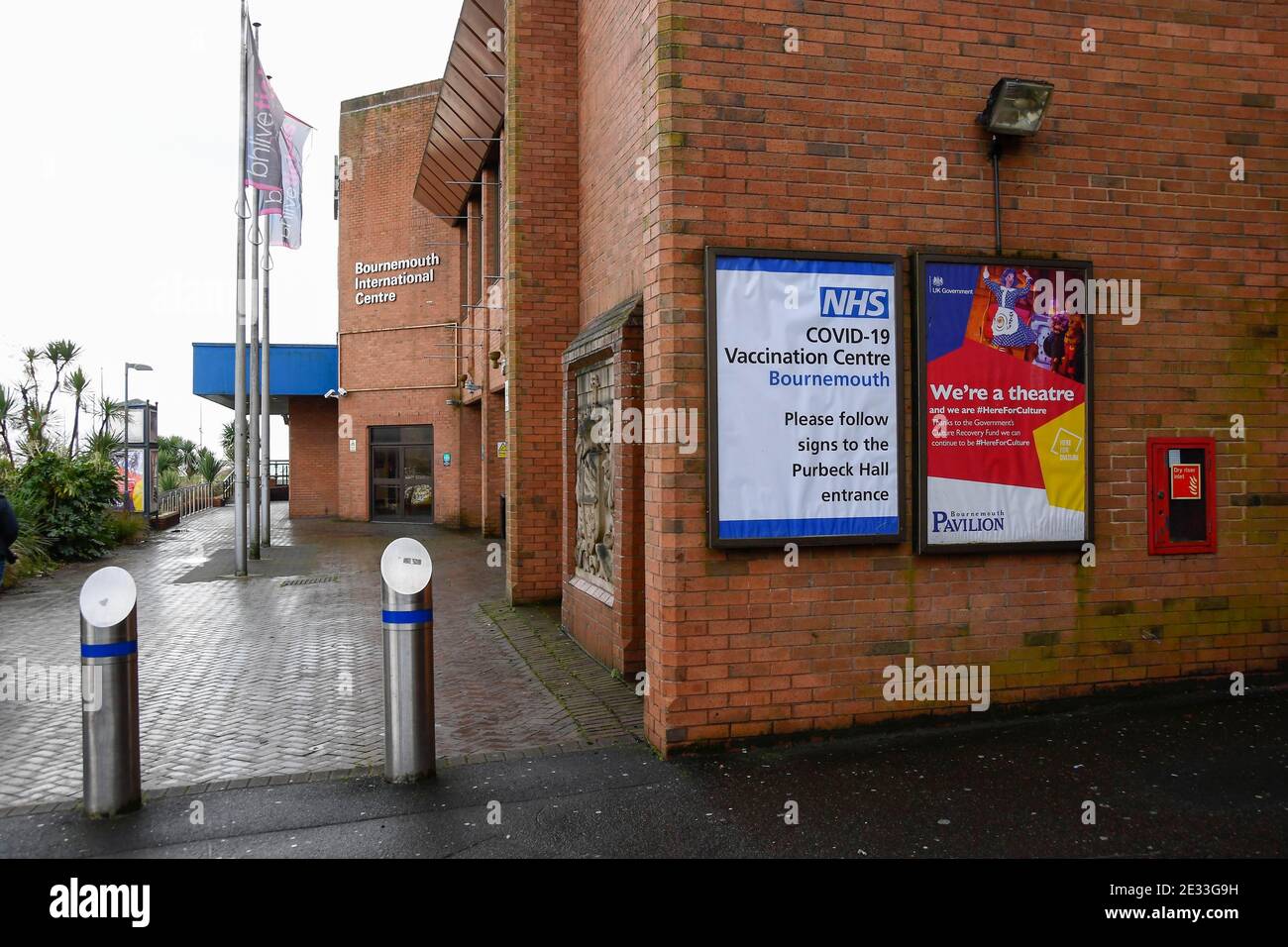 Bournemouth, Dorset, Großbritannien. Januar 2021. Neues Covid-19 NHS Impfzentrum wird am Montag im Bournemouth International Centre in Bournemouth in Dorset eröffnet. Bild: Graham Hunt/Alamy Live News Stockfoto