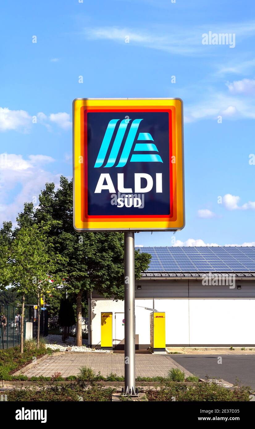 Nrnberg, DEUTSCHLAND : Handelszeichen des ALDI Store. Die deutsche Discounter-Supermarktkette betreibt derzeit über 10,000 Filialen Stockfoto