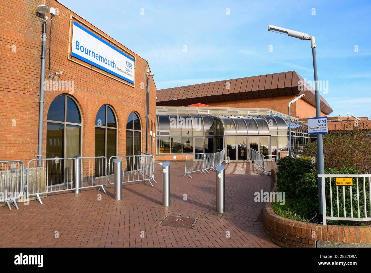 Bournemouth, Dorset, Großbritannien. Januar 2021. Allgemeine Ansicht des neuen Covid-19 NHS Impfzentrums, das morgen eröffnet wird, 18/01/21 im Bournemouth International Centre in Bournemouth in Dorset. Bild: Graham Hunt/Alamy Live News Stockfoto