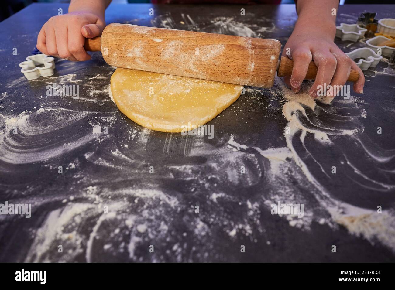 Rollender schreibtisch -Fotos und -Bildmaterial in hoher Auflösung – Alamy Rollender schreibtisch -Fotos und -Bildmaterial in hoher Auflösung – Alamy