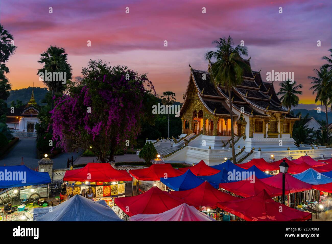 Die nacht Souvenir Markt in Luang Prabang, Laos. Stockfoto