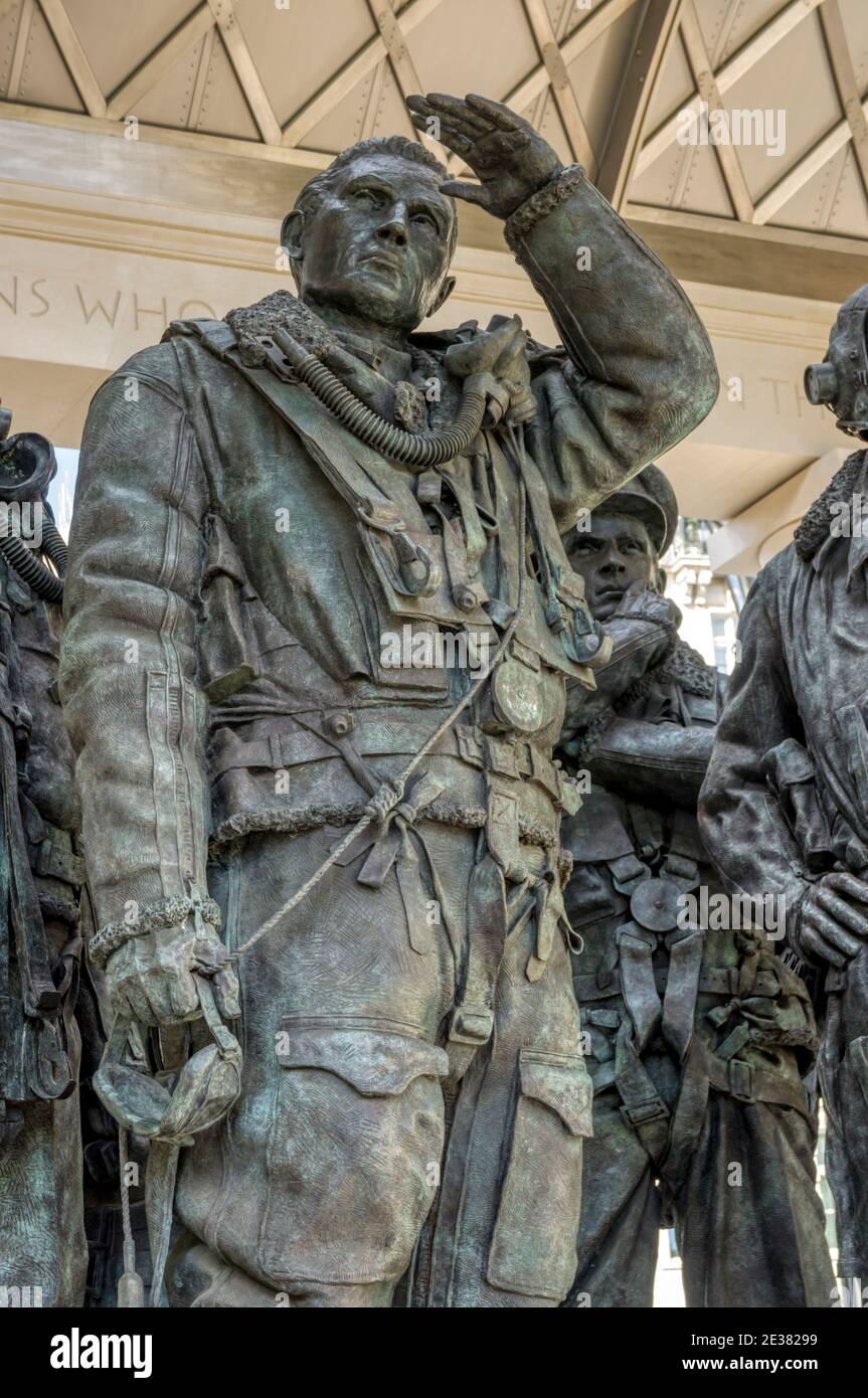 Detail des Royal Air Force Bomber Command Memorial in Green Park, London. Stockfoto