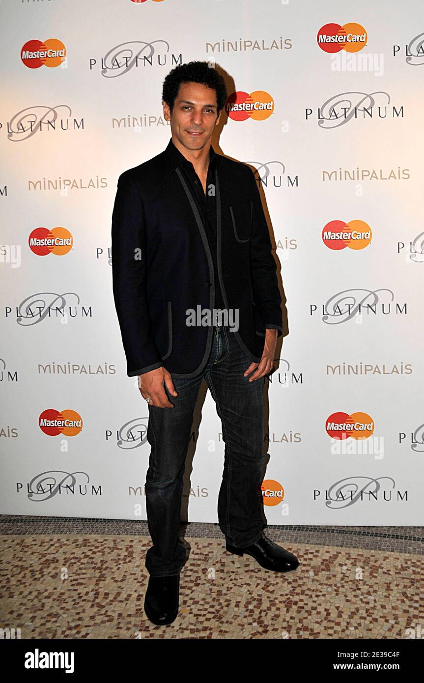 Tomer Sisley nimmt am 4. Oktober 2010 am Abend der Platinum MasterCard im Grand Palais in Paris Teil. Foto von Thierry Plessis/ABACAPRESS.COM Stockfoto