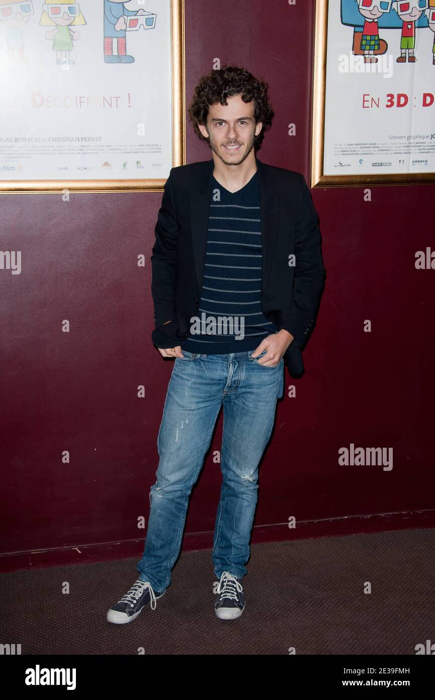 Michael Gregorio Posiert Vor Der Franzosischen Premiere Von Allez Raconte Die Am 10 Oktober 2010 Im Gaumont Marignan Theater In Paris Stattfand Foto Von Nicolas Genin Abacapress Com Stockfotografie Alamy