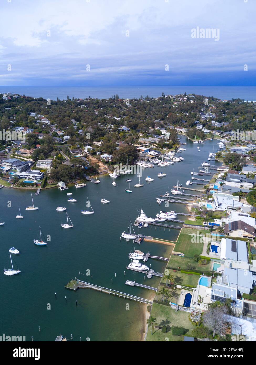 Luftaufnahme der Häuser am Wasser auf den nördlichen Stränden Vorort von Newport Sydney Australien Stockfoto