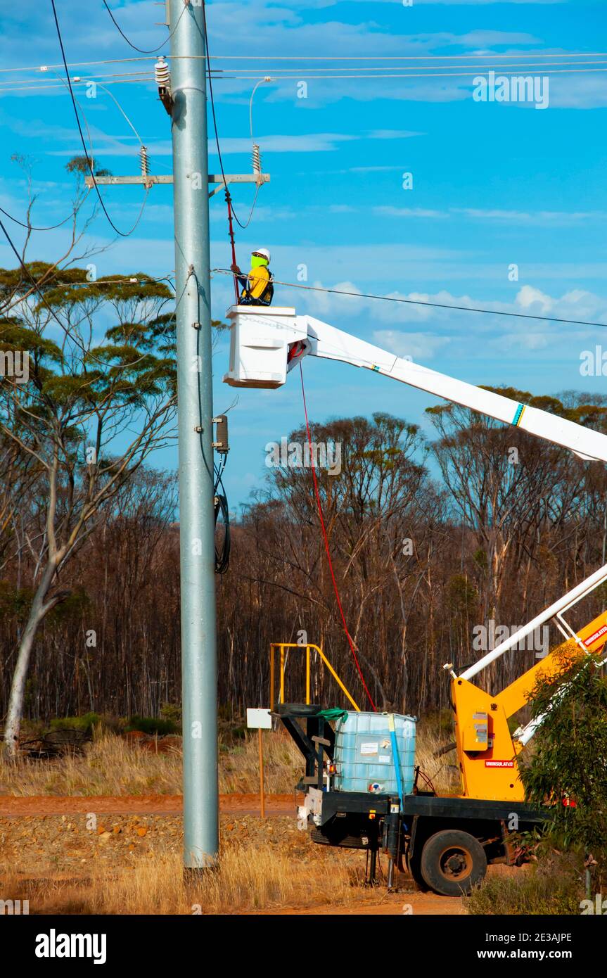 Wartung des industriellen elektrischen Pols Stockfoto