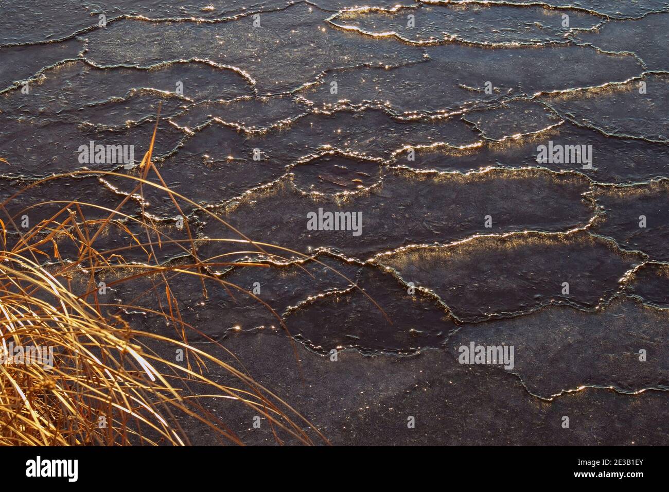 Gefrorene Seeoberfläche Stockfoto