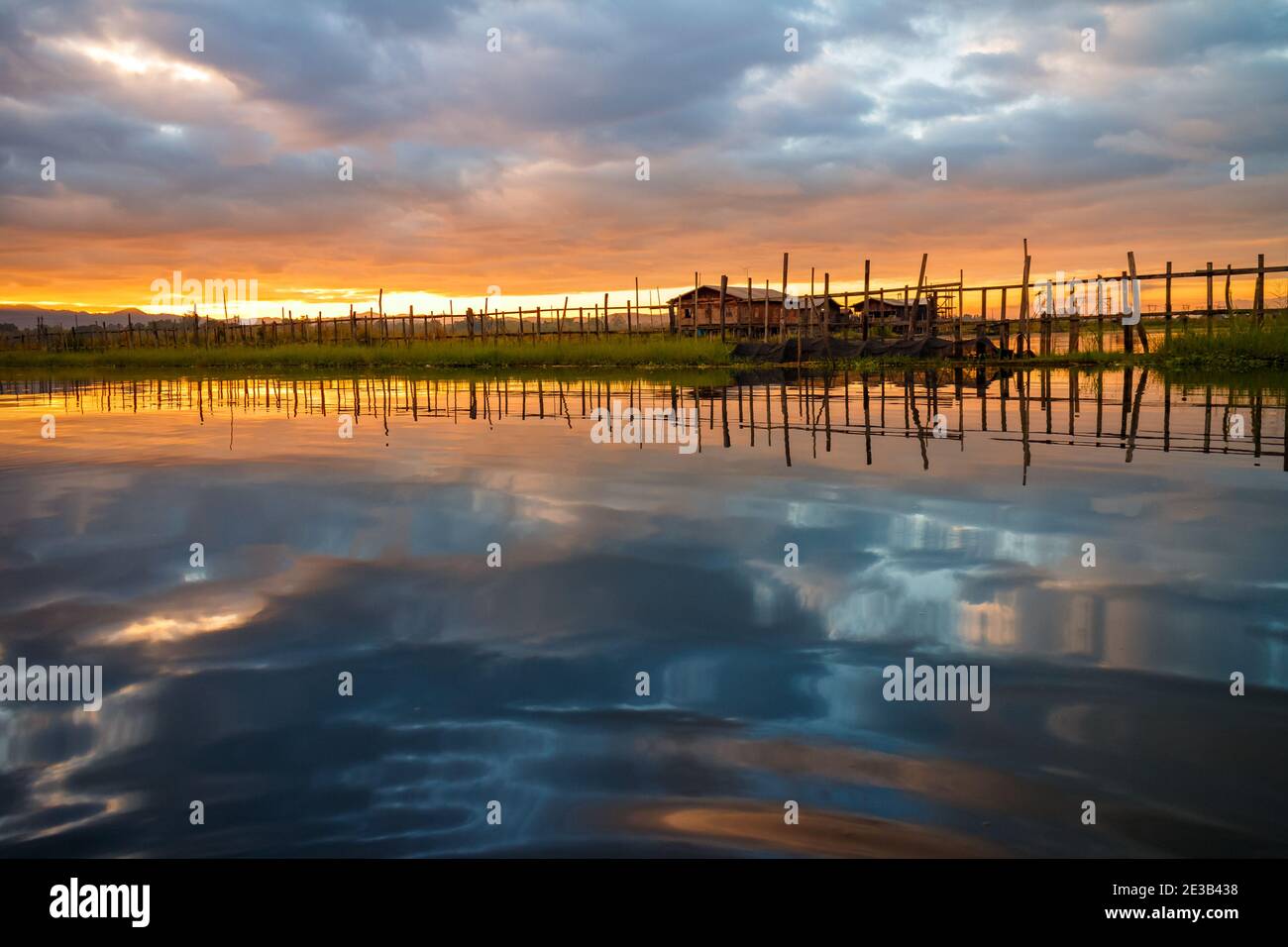 Fischerdorf in Inle See, Shan Staat, Myanmar Stockfoto