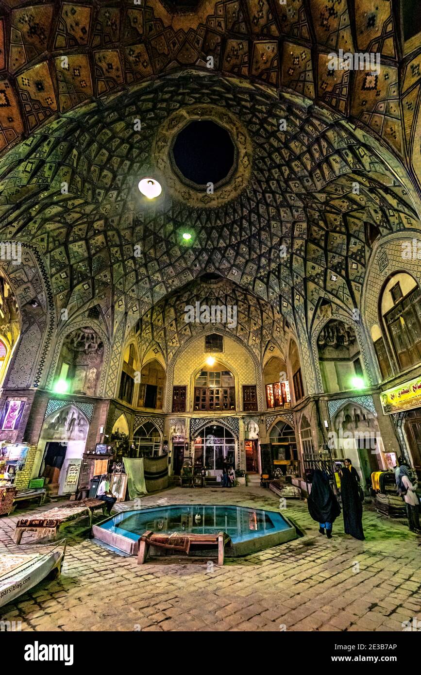 Aminoddole Caravansarai oder Timche Plaza, Kashan Basar, Kashan, Iran. Stockfoto