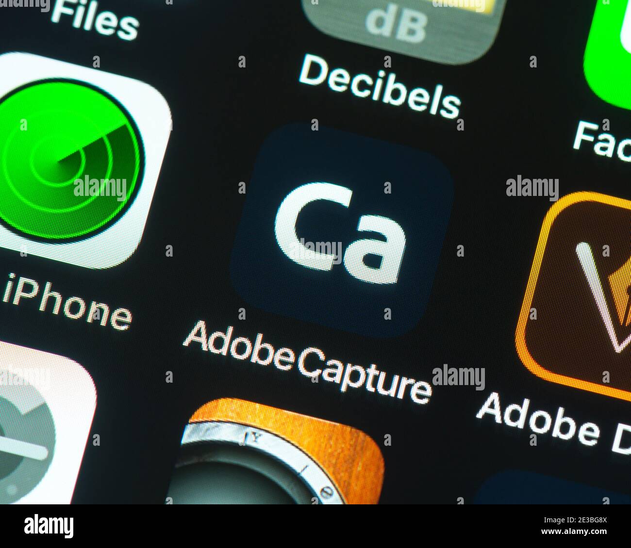 Adobe Capture App-Symbol auf dem Apple iPhone-Bildschirm. Adobe Capture erstellt Farbmotive, Muster, Formen, Text und benutzerdefinierte Pinsel aus einem Foto. Stockfoto