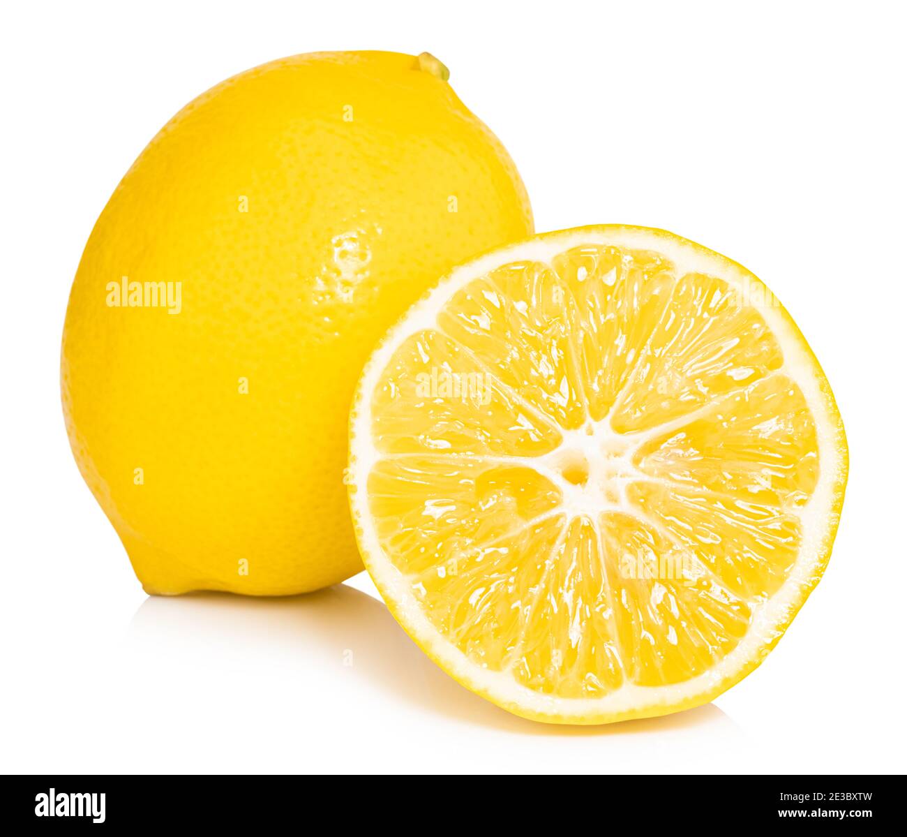 Zitrone isoliert auf weißem Hintergrund. Mit Beschneidungspfad. Stockfoto