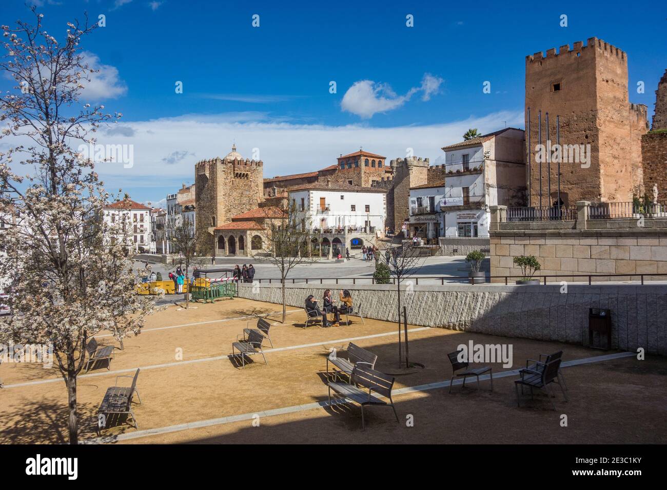 Cáceres UNESCO-Weltkulturerbe ist eine Stadt von Spanien in Extremadura, ummauerte Stadt berühmt für Torre del Bujaco, & Los Golfines de Abajo Palast Stockfoto