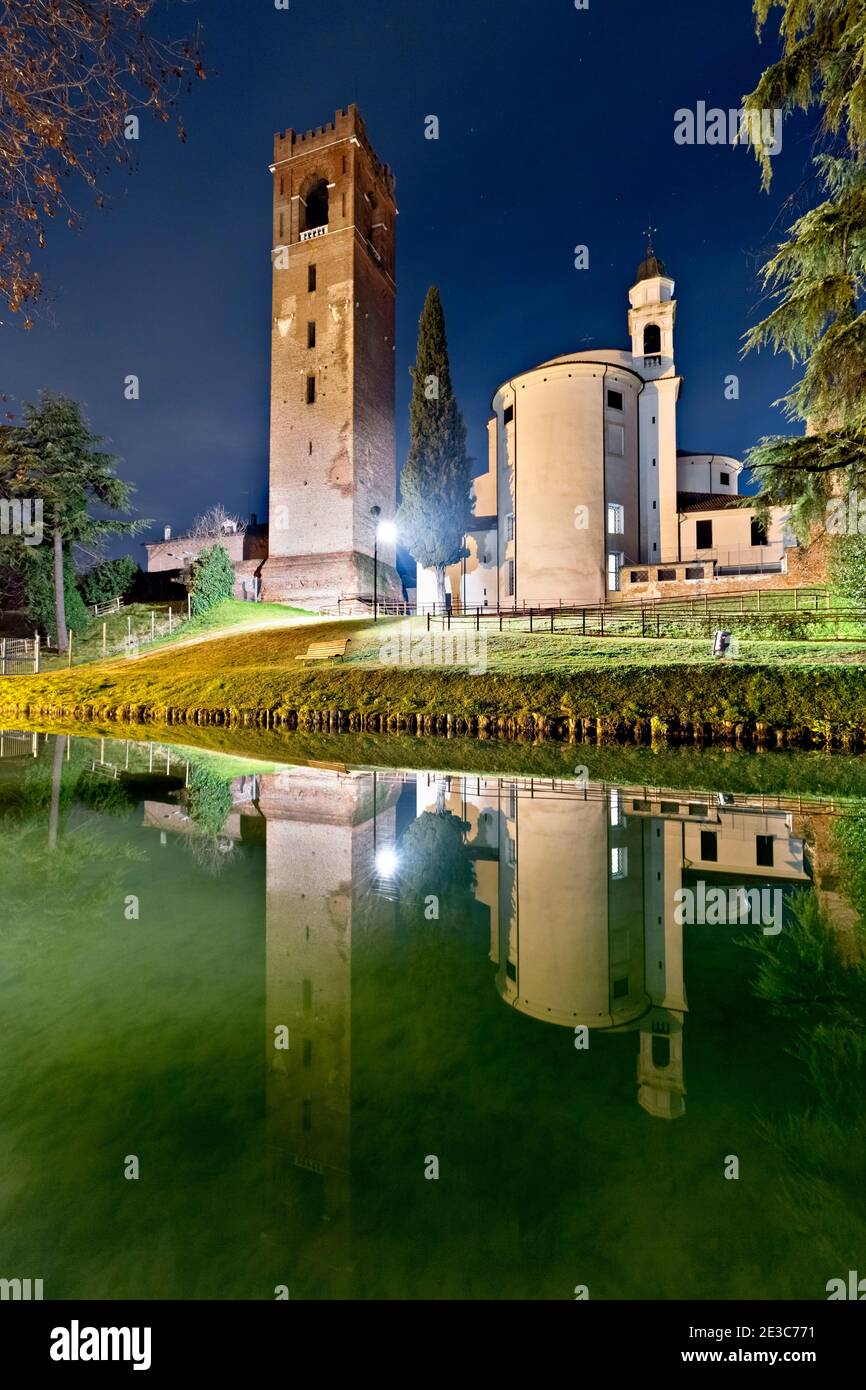 Die Kathedrale Santa Maria Assunta und San Liberale von Castelfranco Veneto. Provinz Treviso, Venetien, Italien, Europa. Stockfoto