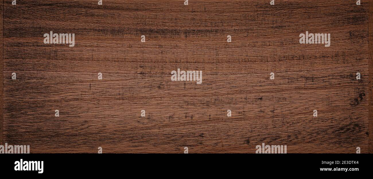 Dunkelbraune Holzstruktur Hintergrund. Stockfoto