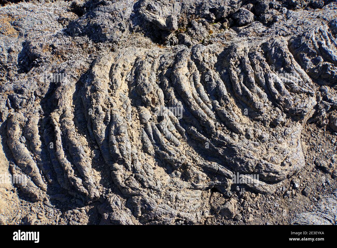 Die Lavamuster und die Überreste der Vulkanausbrüche in der Nähe von Krafla Lava Field, Myvatn, Island Stockfoto