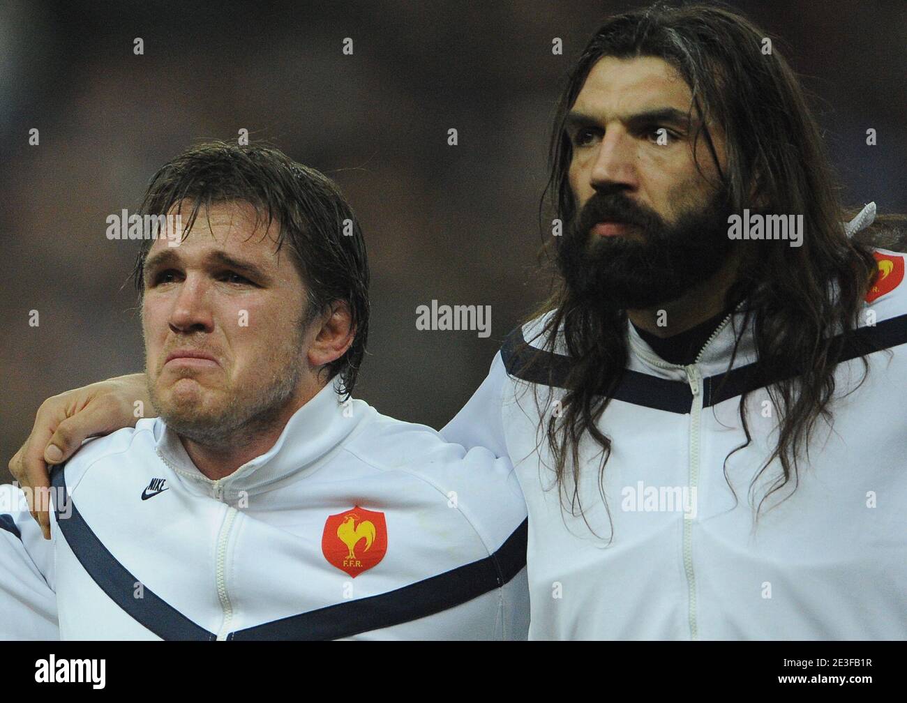 Frankreichs Sylvain Marconnet weint vor der RBS Six Nations Championship 2009 Rugby Union, Frankreich gegen Wales bei der 'Stade de France' in Saint-Denis, Frankreich am 27. Februar 2009. Foto von Steeve McMay/Cameleon/ABACAPRESS.COM Stockfoto