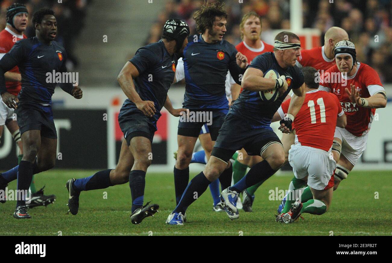 Frankreichs Imanol Harinordoquy während der RBS Six Nations Championship 2009 Rugby Union, Frankreich gegen Wales bei der 'Stade de France' in Saint-Denis, Frankreich am 27. Februar 2009. Frankreich gewann 21-16. Foto von Steeve McMay/Cameleon/ABACAPRESS.COM Stockfoto