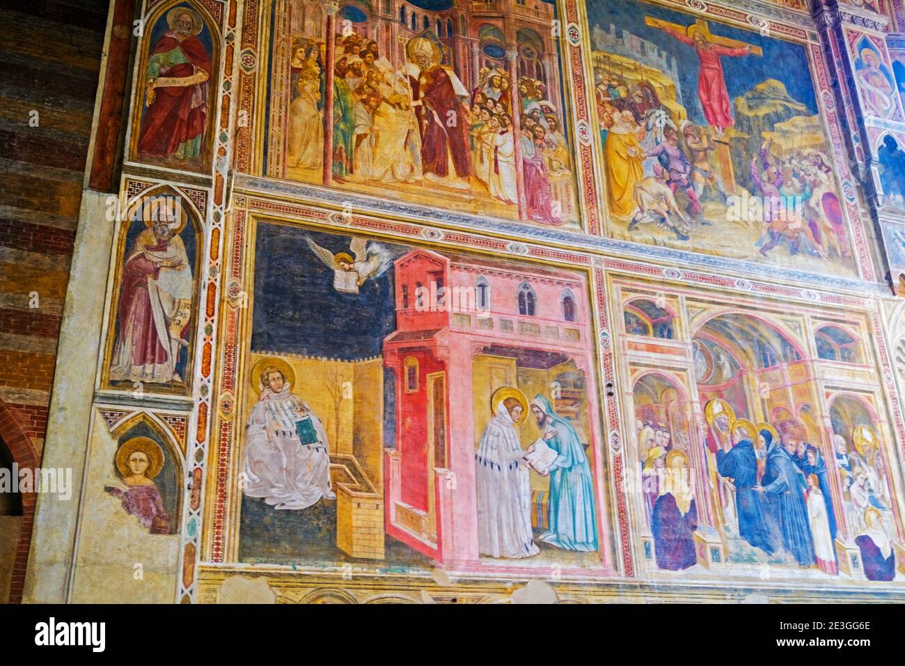 Fresken an den Wänden der Kirche der Eremitani In Padua Italien Stockfoto
