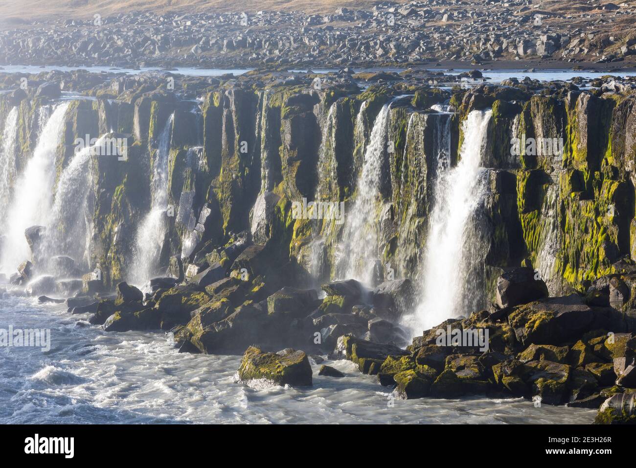 Selfoss, Wasserfall auf Insel, Wasserfall des Flusses Jökulsá á Fjöllum Gletscherfluß, Gletscherfluss, Jökulsárgljúfur-Nationalpark, Schlucht Jökulsá Stockfoto