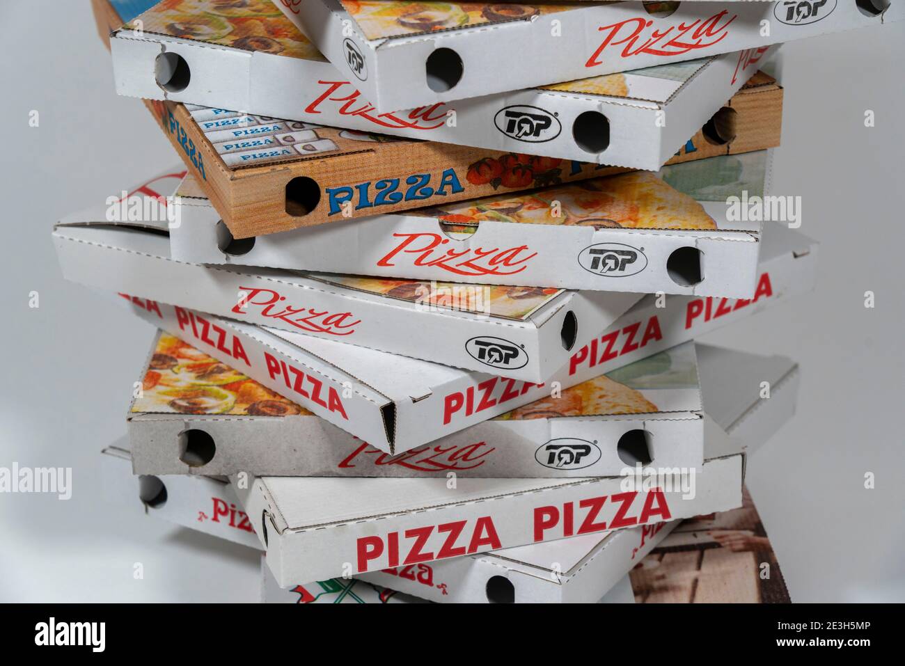 Leere, gebrauchte Pizzakisten, Imbisse, Stockfoto