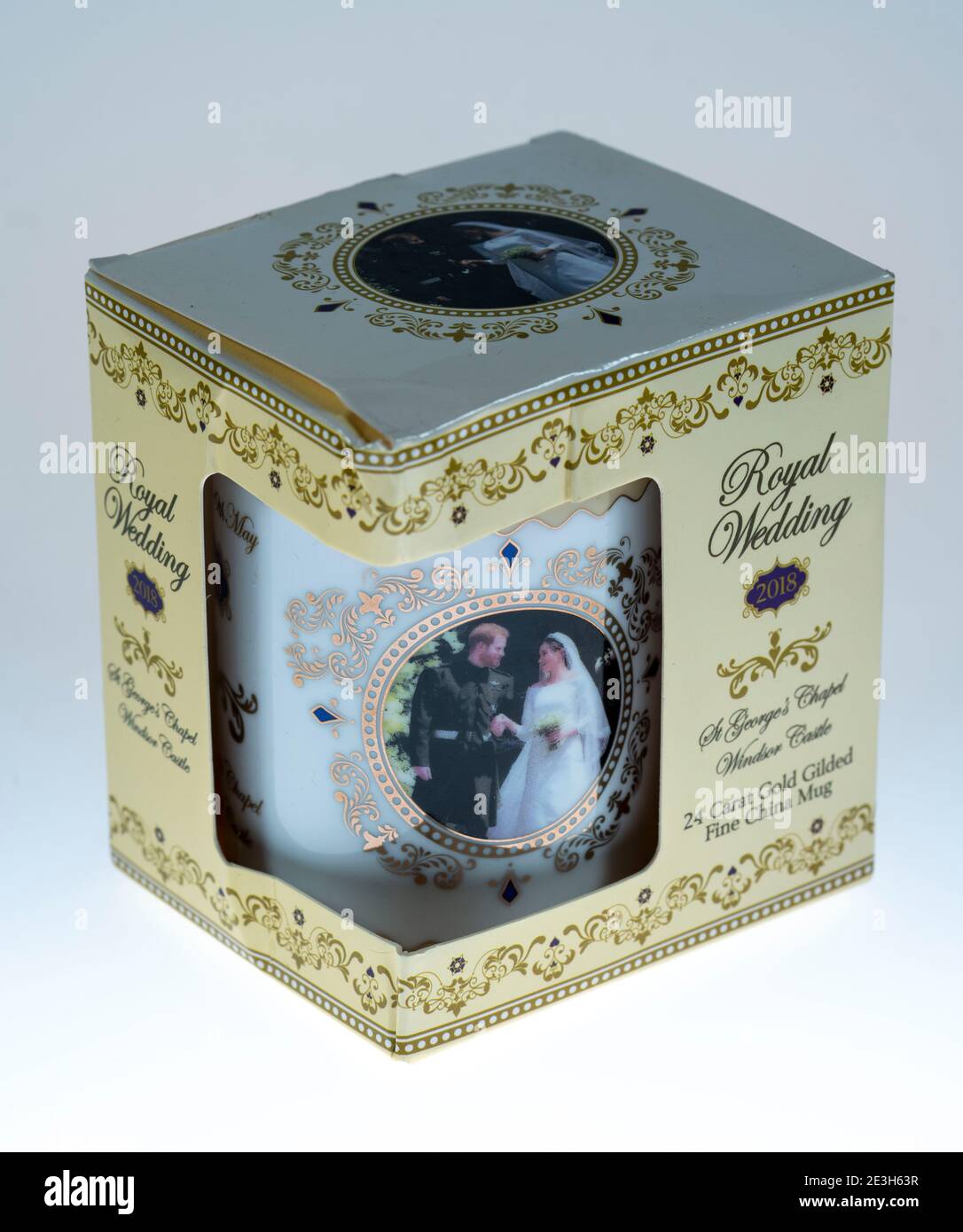 Andenkenbecher zur Hochzeit von Prinz Harry und Meghan Markle, im Schloss Windsor am 19. Mai 2018, British Royals, Stockfoto
