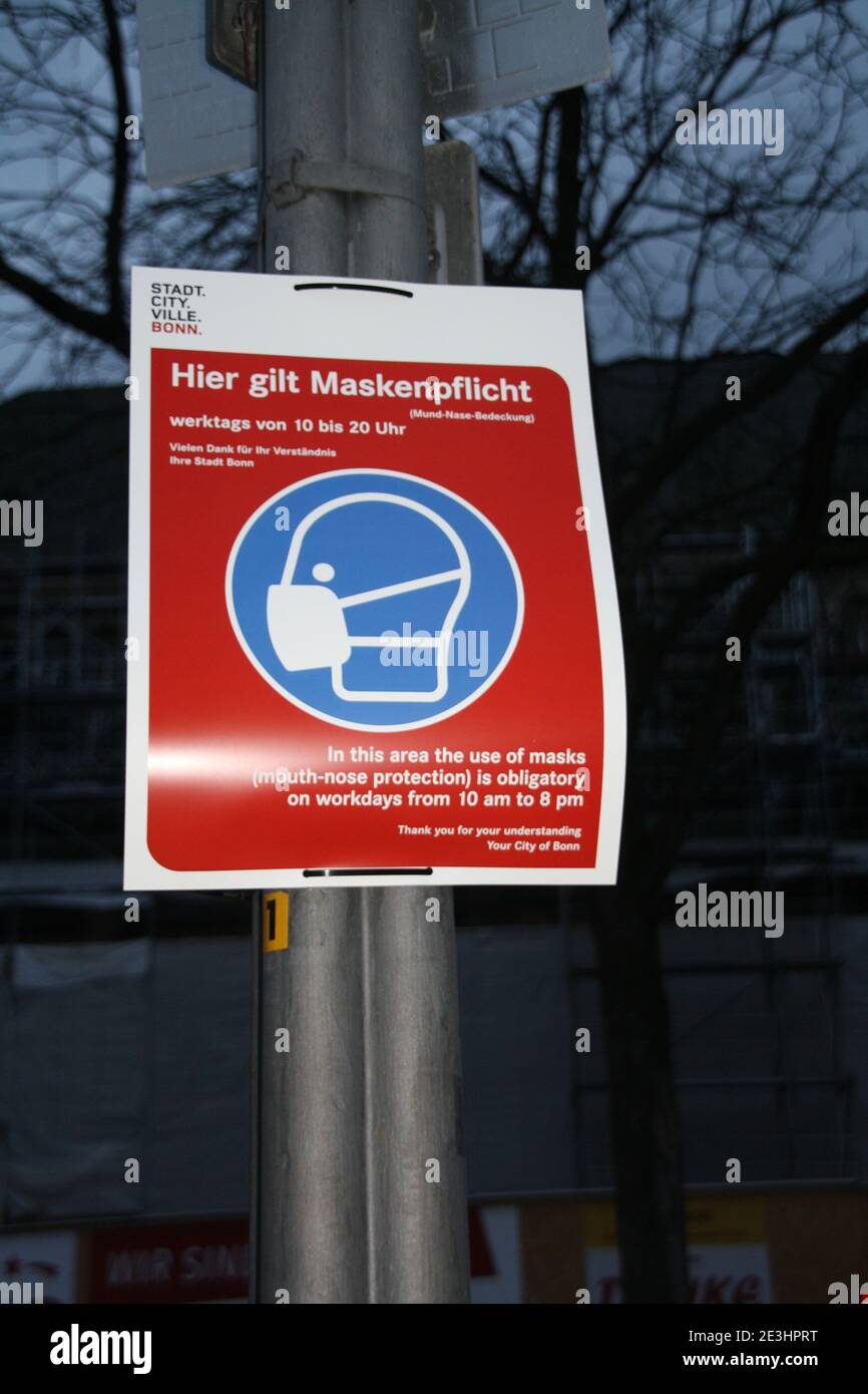 Schild Pflichtmaske, Stadt Bonn, Deutschland Stockfoto