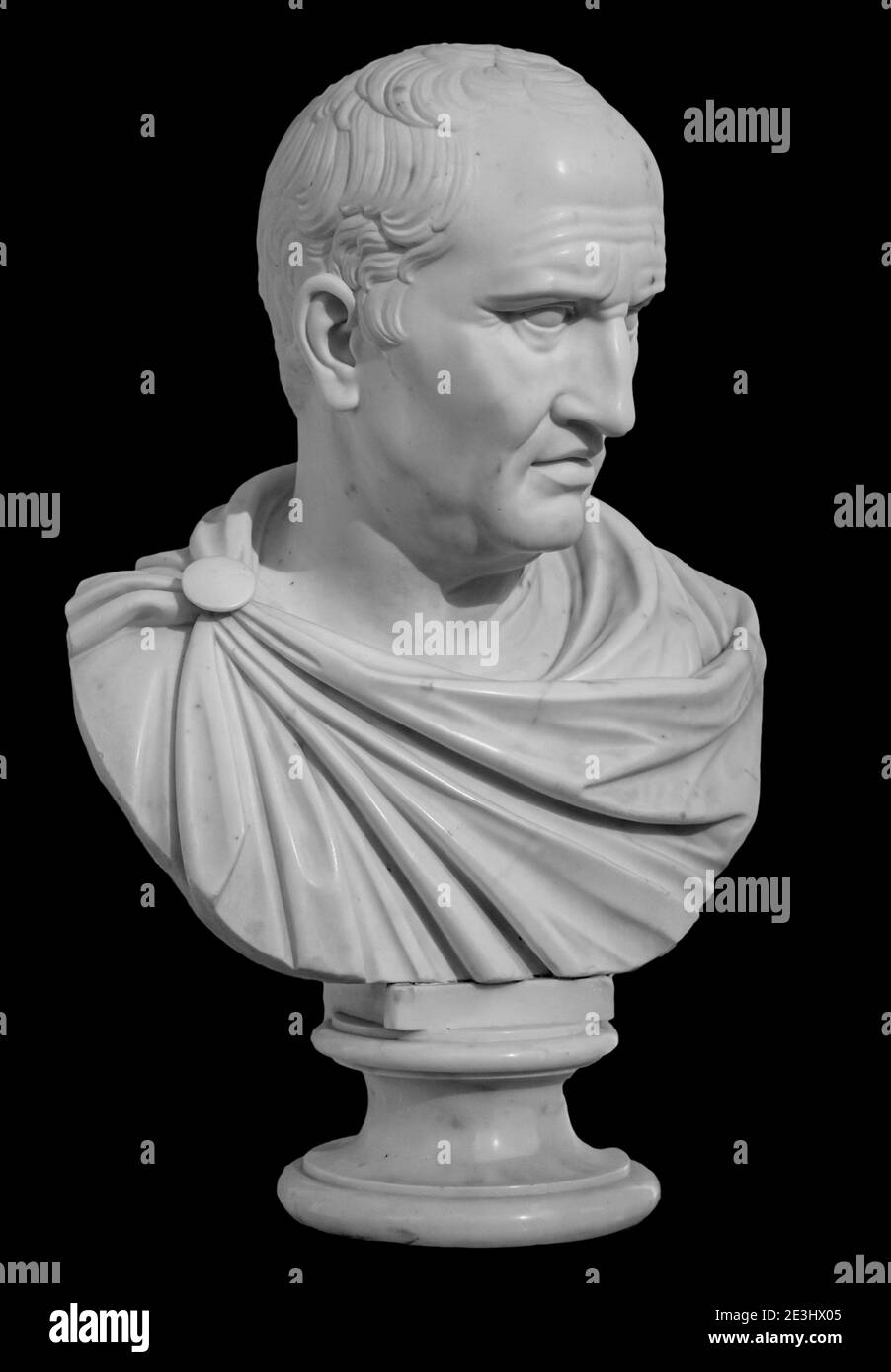 Alte weiße Marmorskulptur Büste von Cicero der Politiker, Philosoph und Redner lebte im antiken Rom Stockfoto