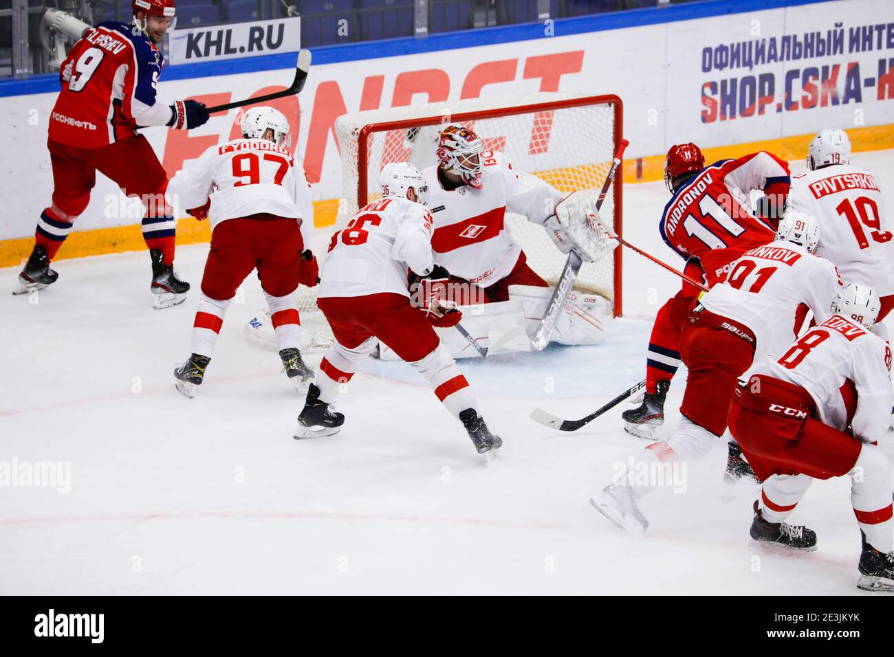 Moskau, Russland. Januar 2021. KHL-Eishockeyspiel der regulären Saison: CSKA Moscow vs Spartak Moscow - Moscow CSKA Arena. Kredit: Marco Ciccolella/Alamy Live Nachrichten Stockfoto