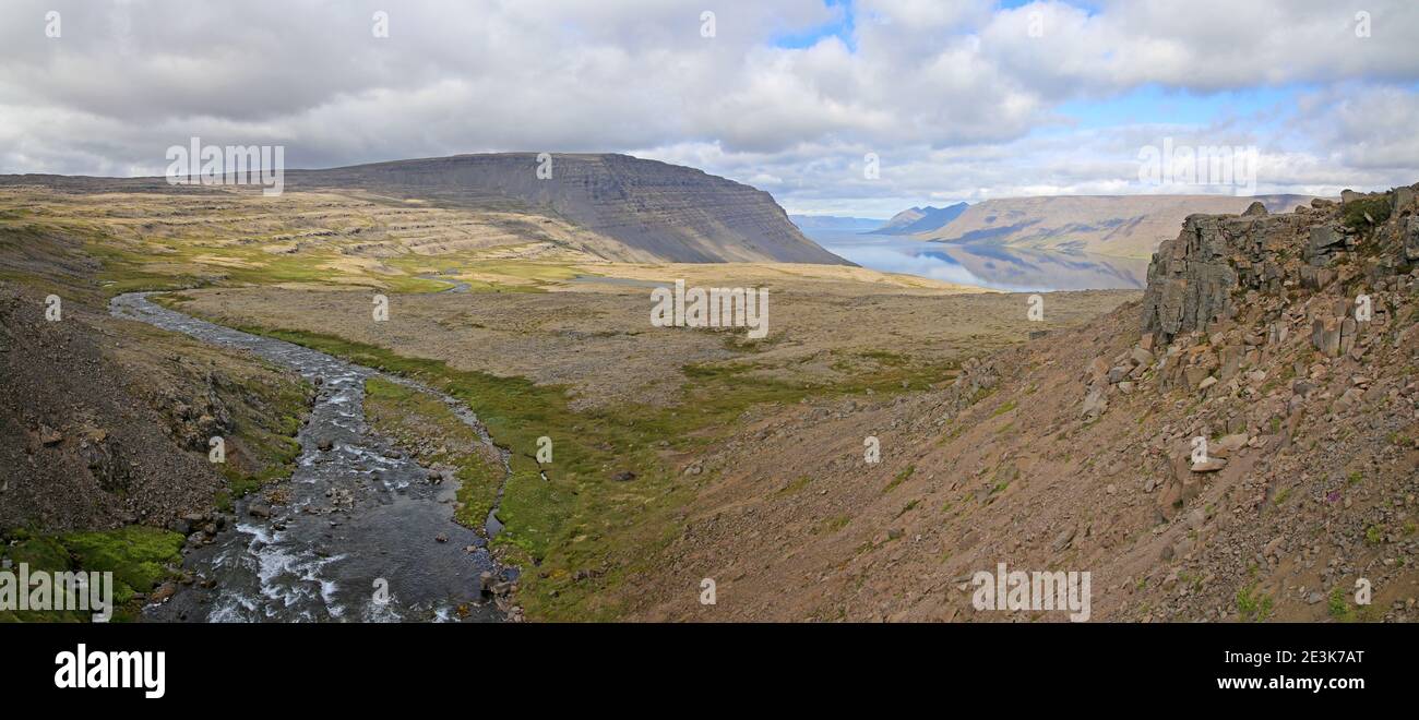 Dynjandisheidi - Westfjorde - Straße 60 - Island Stockfoto