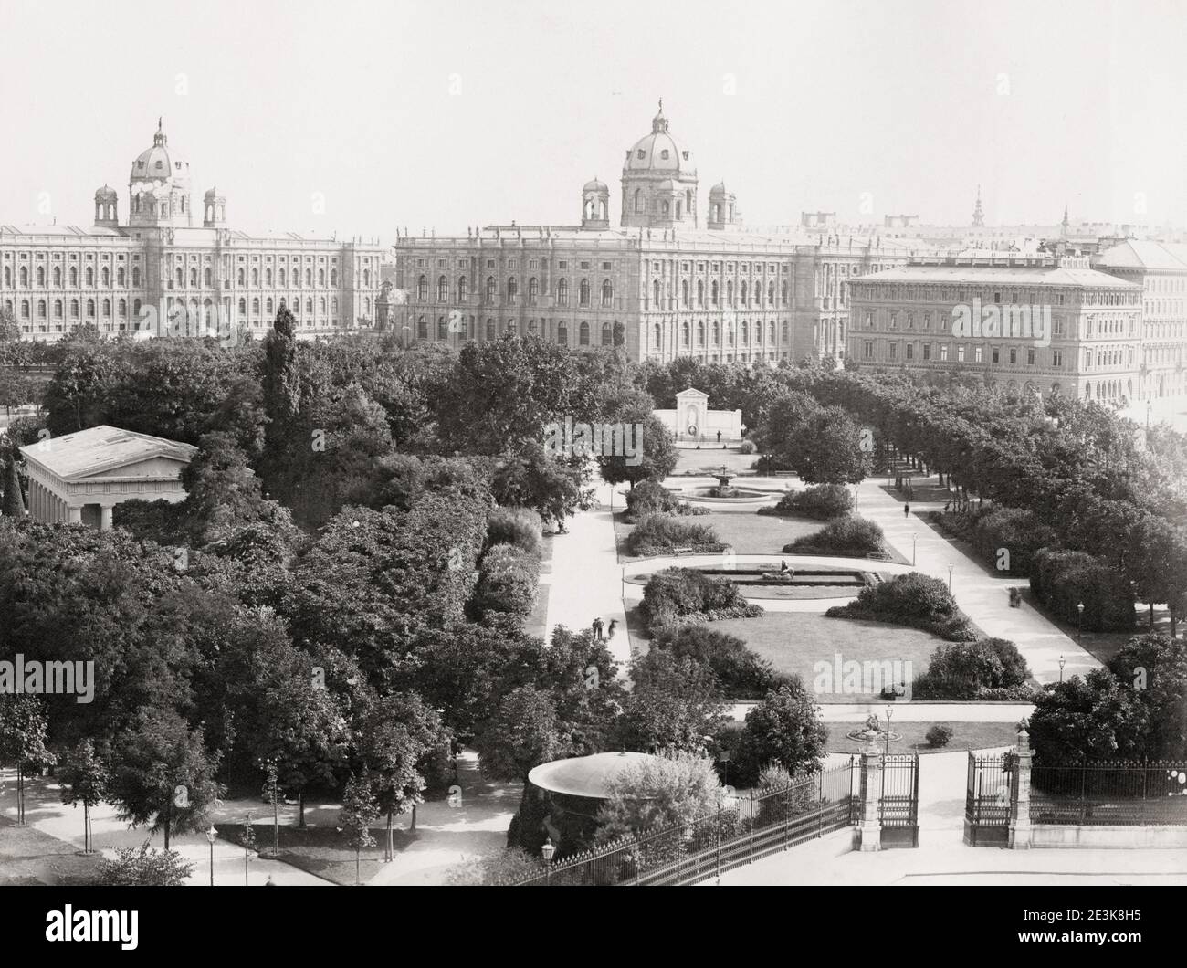 VintageFoto aus dem 19. Jahrhundert Der Volksgarten ist ein