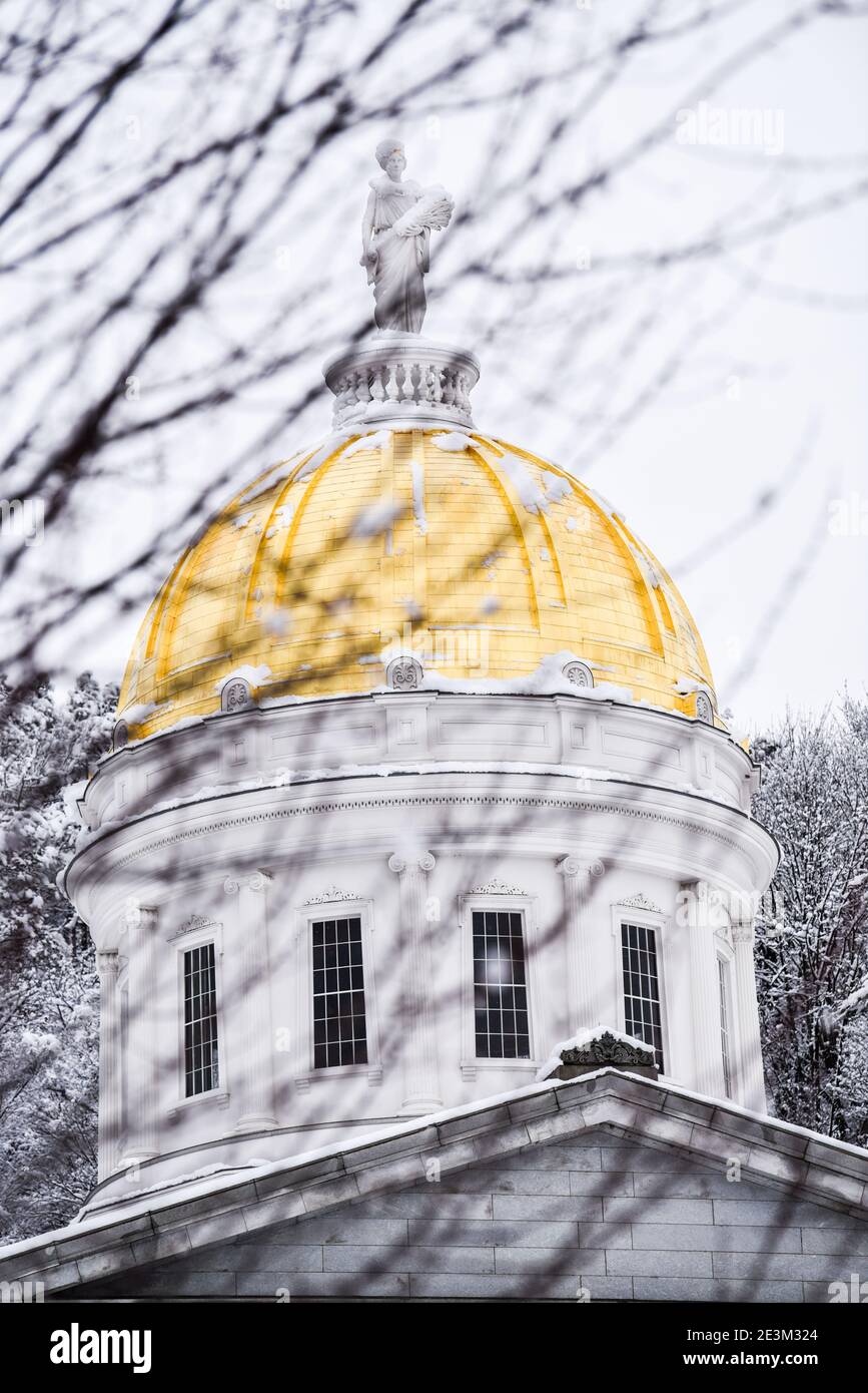 Goldene Kuppel des Vermont State House, Montpelier, VT, USA, Neuengland. Stockfoto