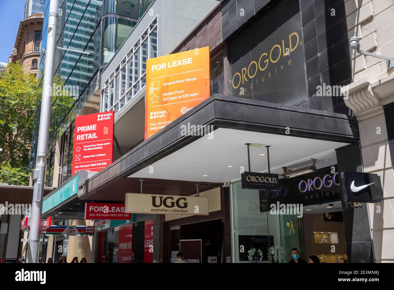 Leerstehende Einzelhandelseinheiten für die Vermietung im Stadtzentrum von Sydney entlang George Street im Herzen des Geschäftsviertels, Sydney, NSW, Australien Stockfoto