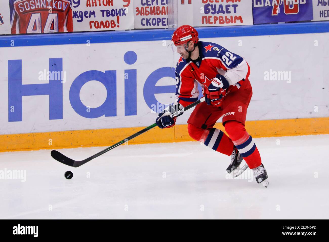 Moskau, Russland. Januar 2021. KHL-Eishockeyspiel der regulären Saison: CSKA Moscow vs Spartak Moscow - Moscow CSKA Arena. #22 Alexander Popov Stockfoto