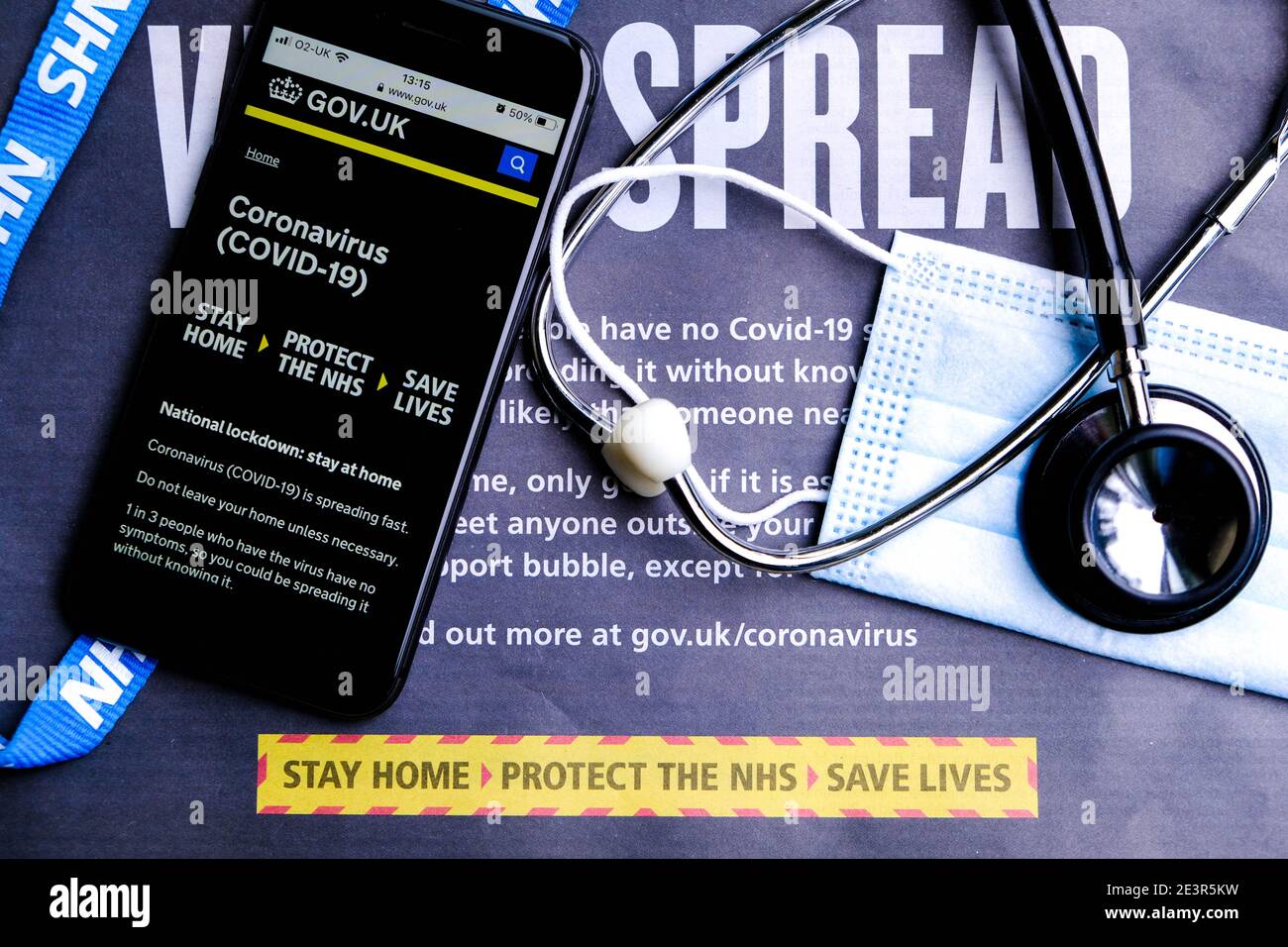 London, Großbritannien, Januar 20 2021, Regierung Coronavirus Informationen auf EINER Handy-Webseite während Covid-19 Pandemic Lockdown Stockfoto