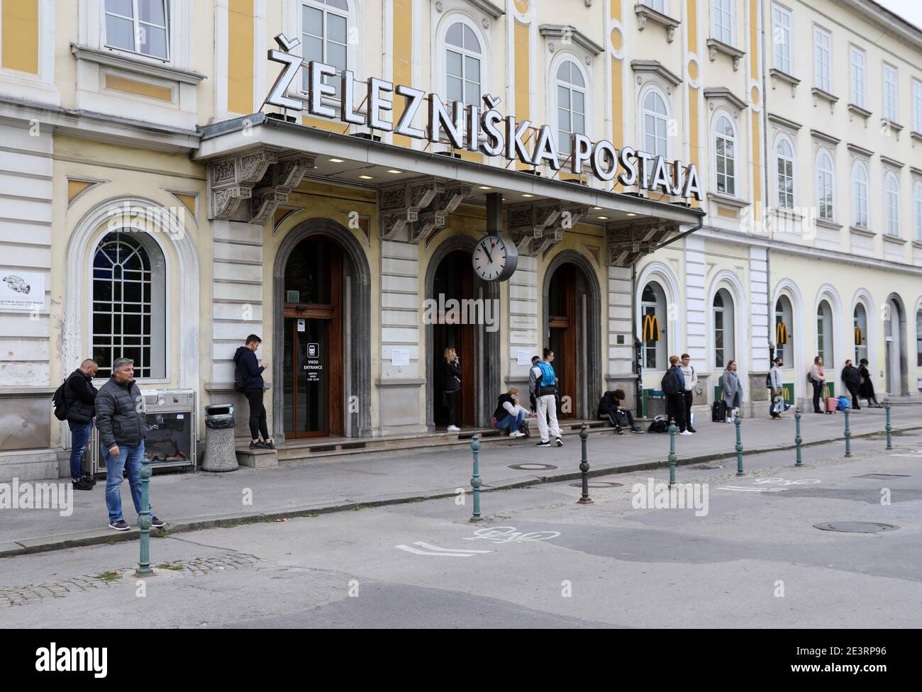 Ljubljana Bahnhof Stockfoto