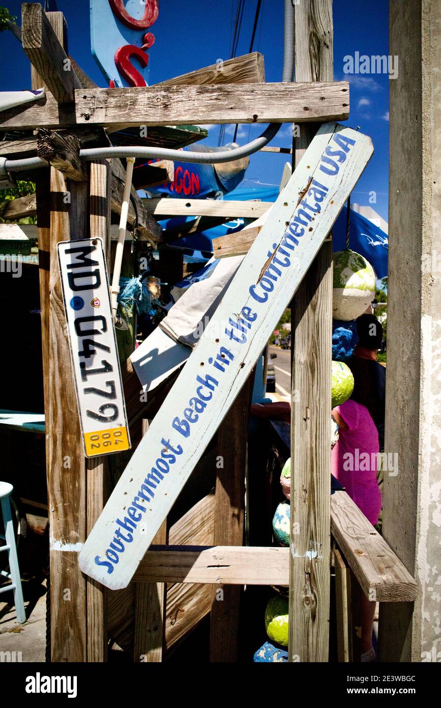 Schilder in Bo's Fish Wagon Restaurant in Key West, FL, USA. Berühmte Destination Lage. Stockfoto