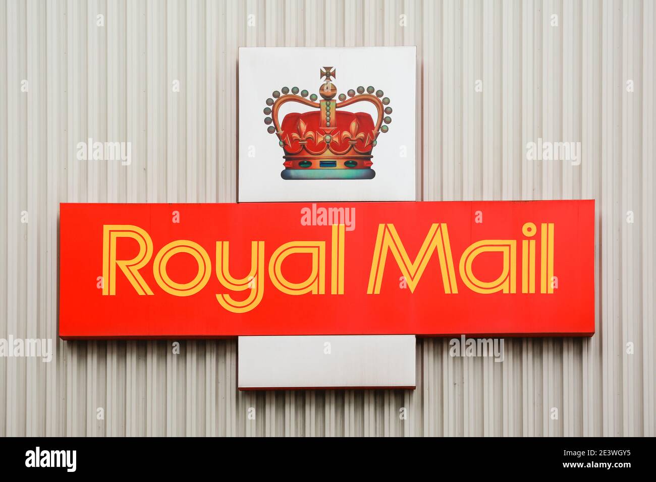 London, Großbritannien. Januar 2021, 19. Royal Mail Schild, Logo auf Barnby Street. Quelle: Waldemar Sikora Stockfoto